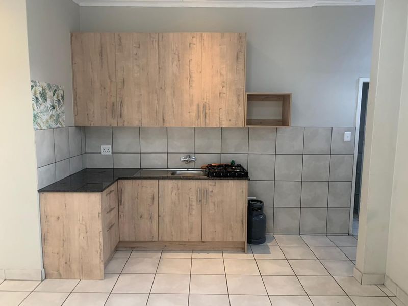 Apartment Rental Monthly In Johannesburg - Photo 4