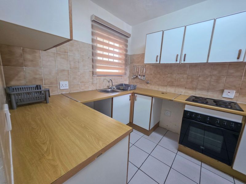 Apartment Rental Monthly In Margate - Photo 4