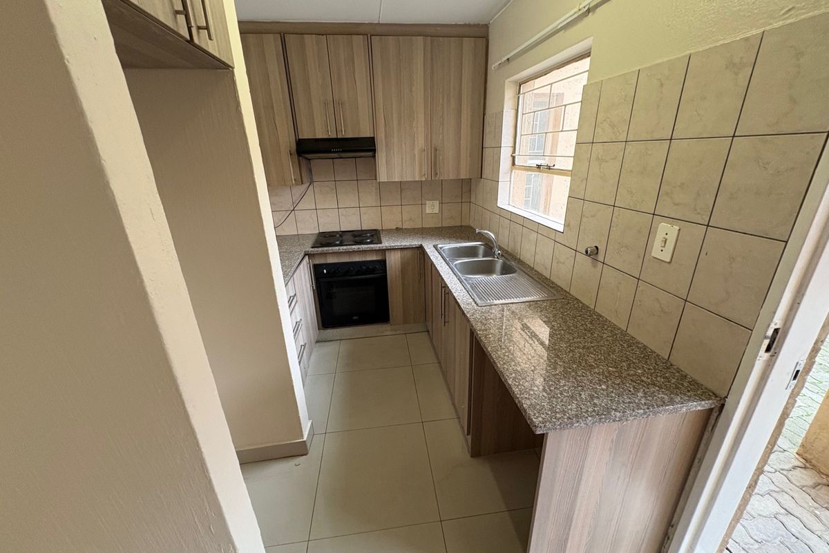Apartment Rental Monthly In Midrand - Photo 5