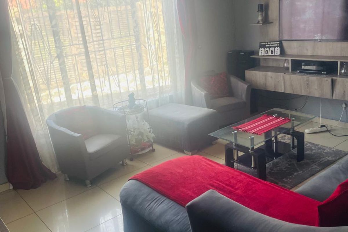 House Rental Monthly In Soweto - Photo 2