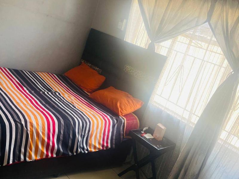House Rental Monthly In Soweto - Photo 6