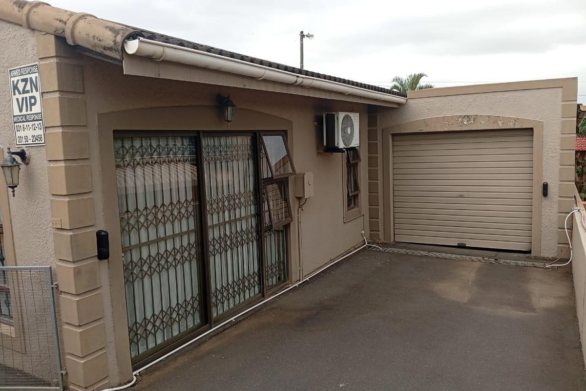 House For Sale In Phoenix - Photo 2