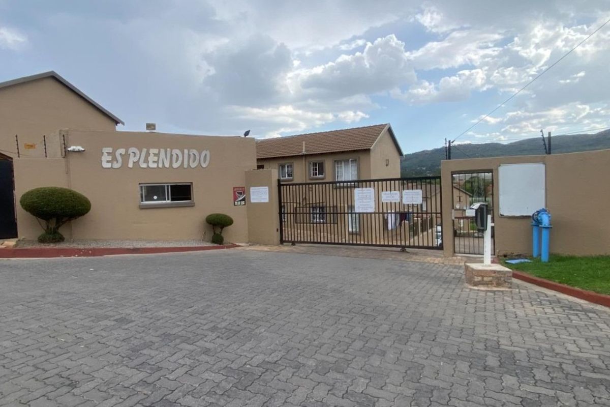 Apartment For Sale In Roodepoort - Photo 3