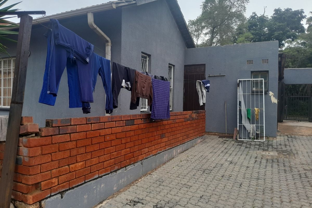 Apartment For Sale In Midrand - Photo 3