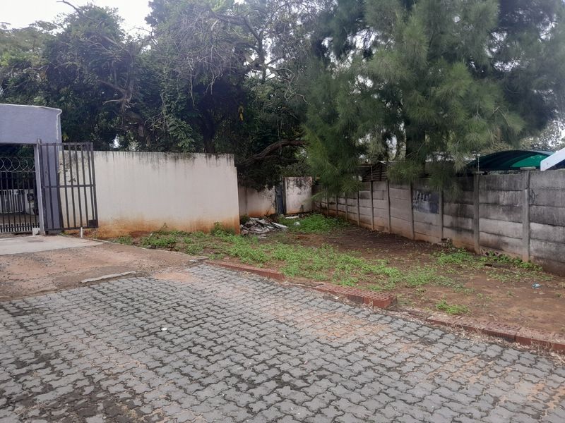 Apartment For Sale In Midrand - Photo 2