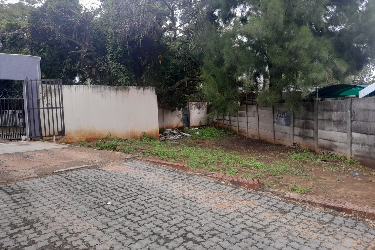 Apartment For Sale In Midrand - Photo 2