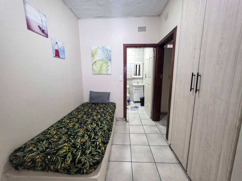 Apartment For Sale In Margate - Photo 7