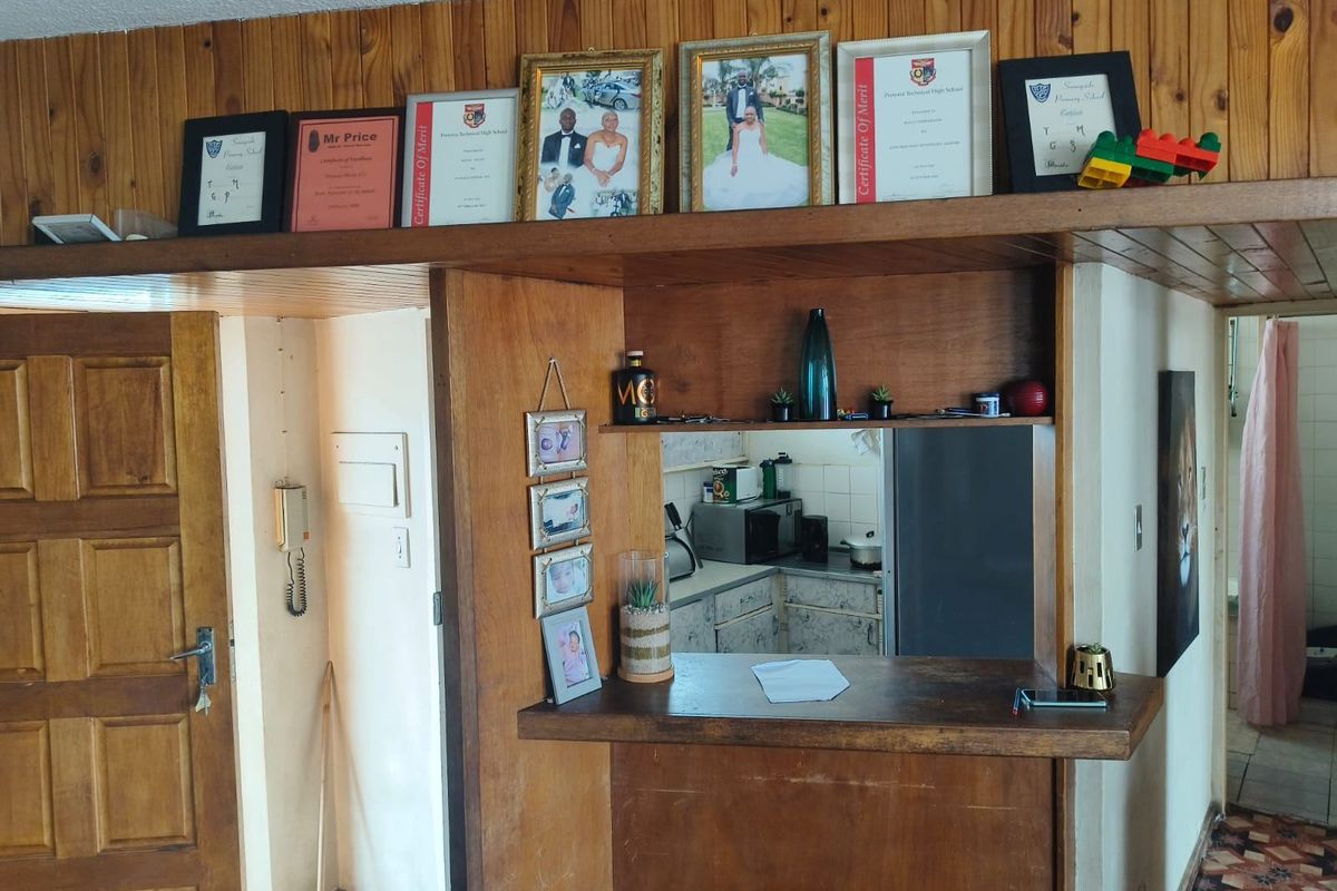Apartment For Sale In Pretoria - Photo 4