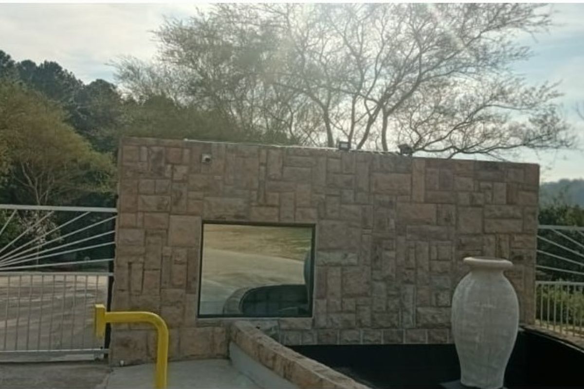 House For Sale In Elysium - Photo 2