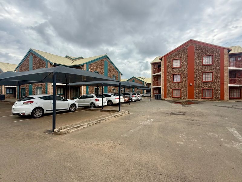 Apartment Pending Sale In Bloemfontein - Photo 8