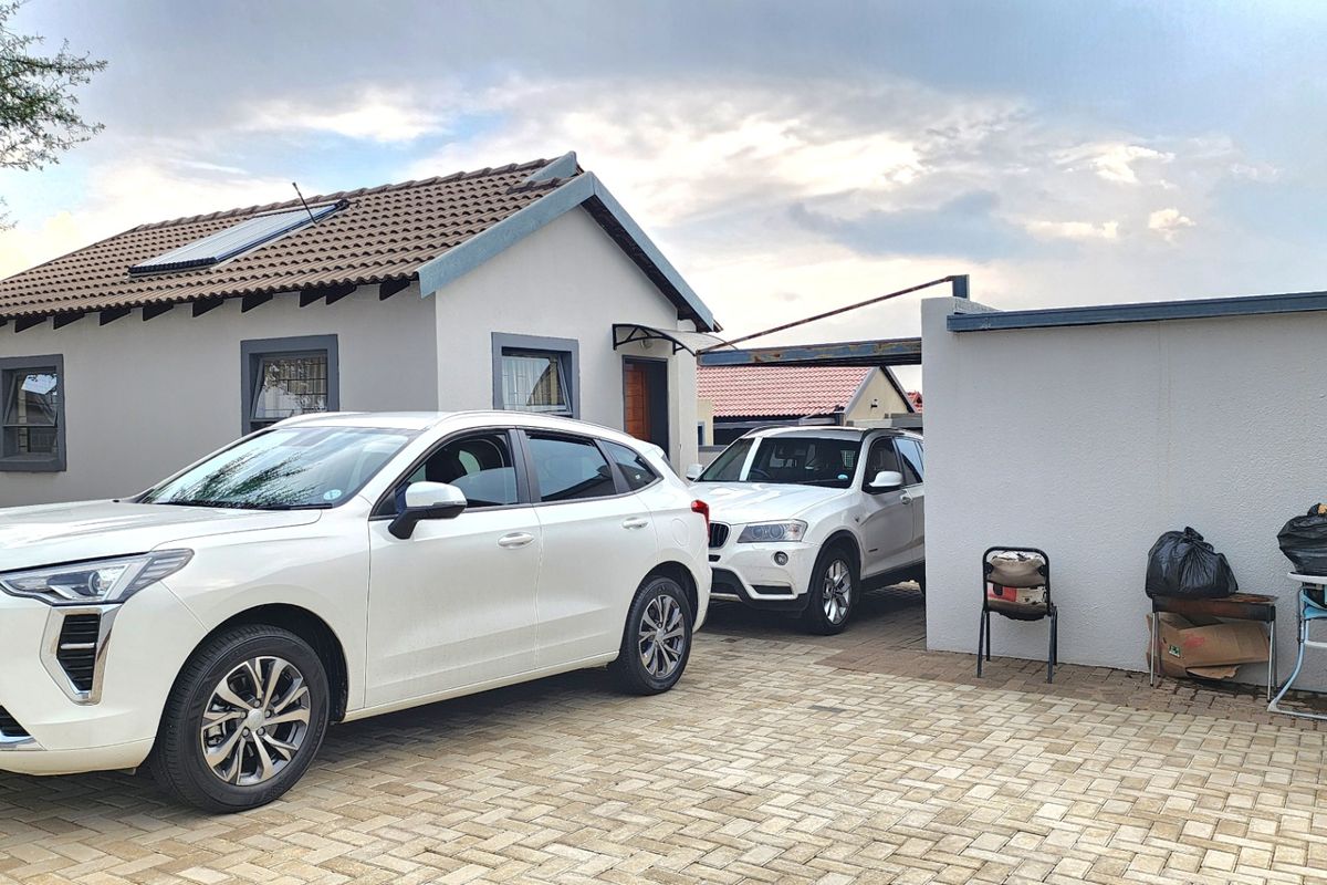 Cluster Rental Monthly In Centurion - Photo 2