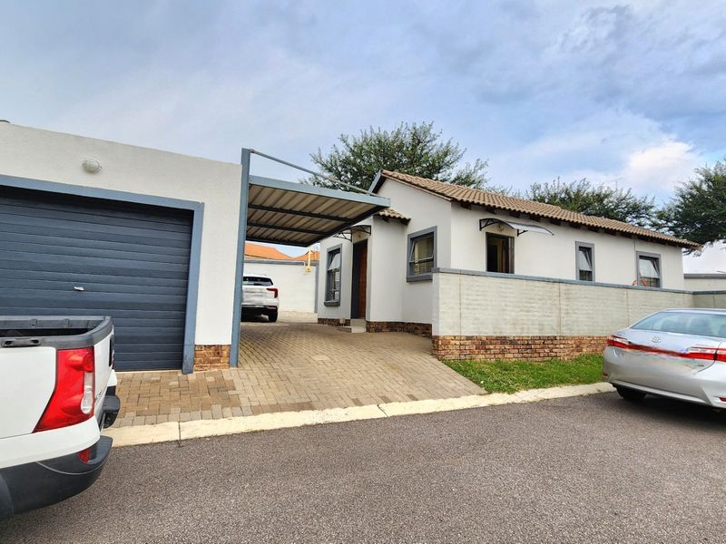 Cluster Rental Monthly In Centurion - Photo 1