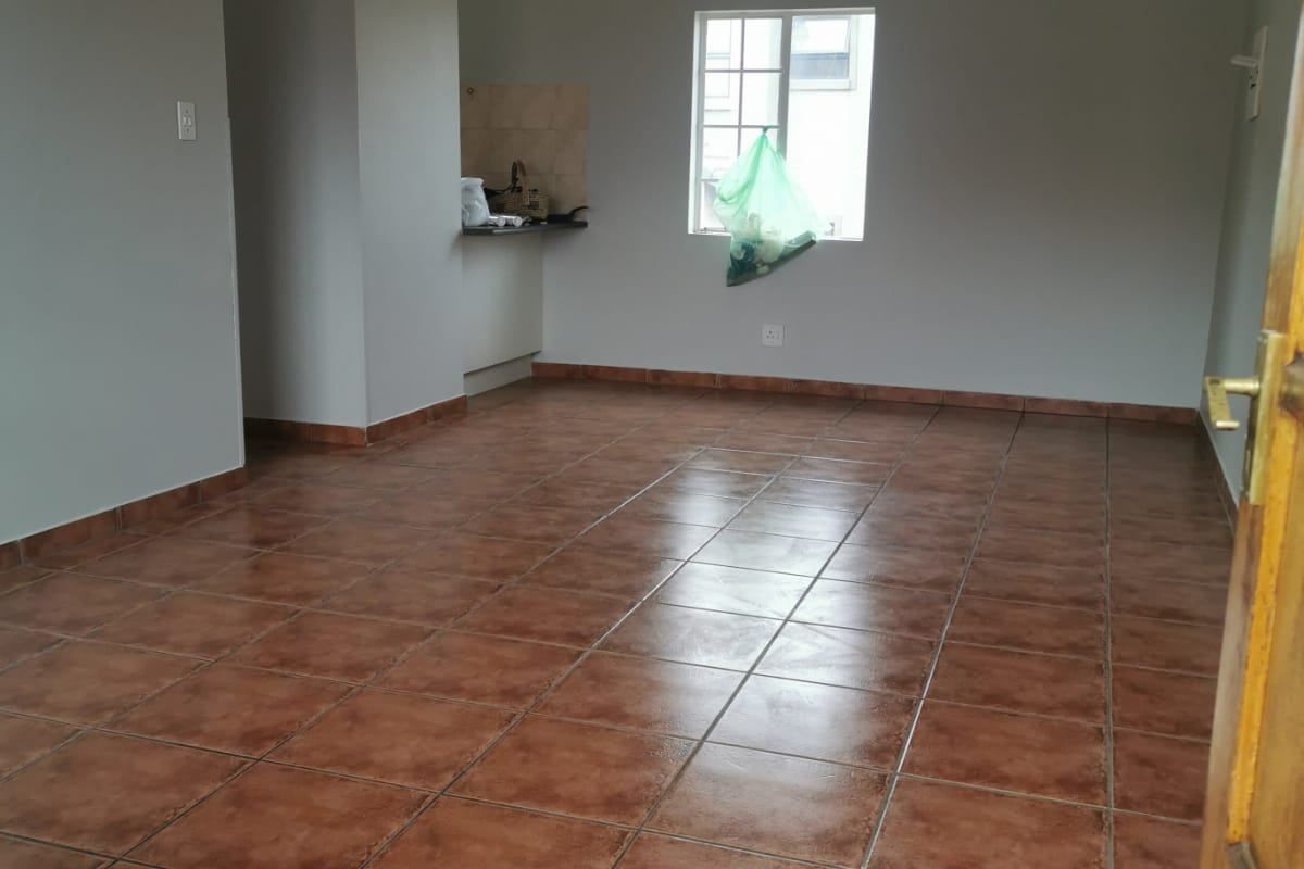 Townhouse Rental Monthly In Pretoria - Photo 5