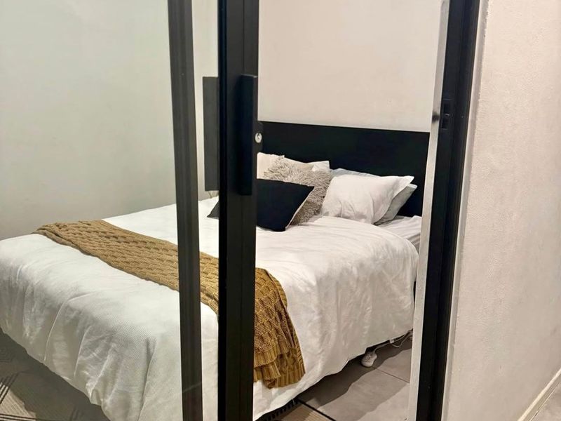 Apartment Rental Monthly In Sandton - Photo 9