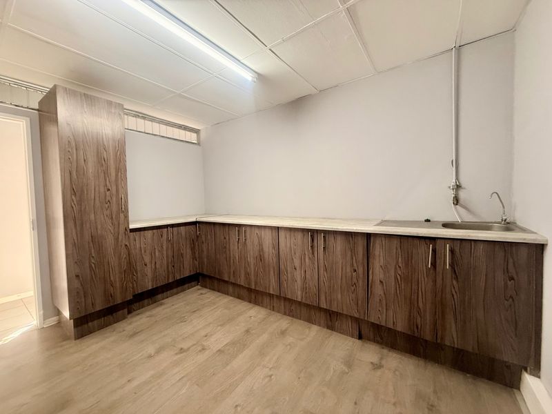 Commercial Rental Monthly In Bloemfontein - Photo 10