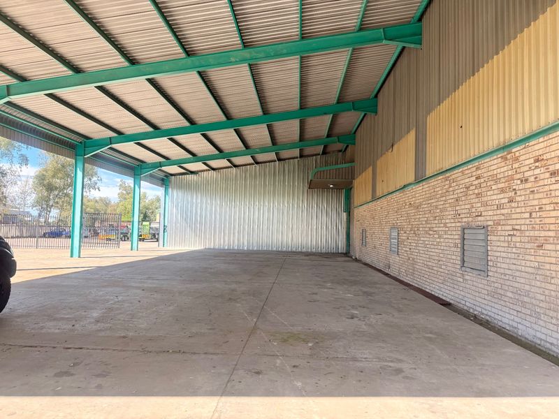 Commercial Rental Monthly In Bloemfontein - Photo 3