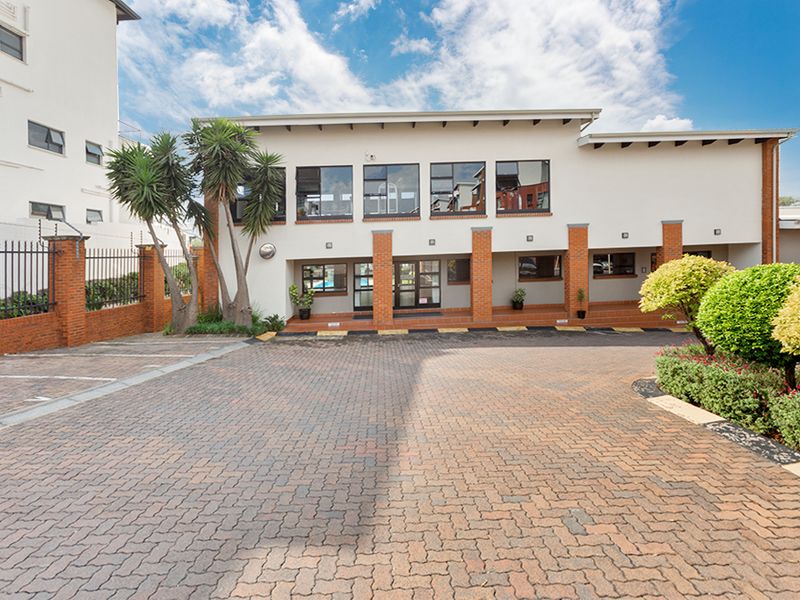 Apartment For Sale In Edenvale - Photo 3