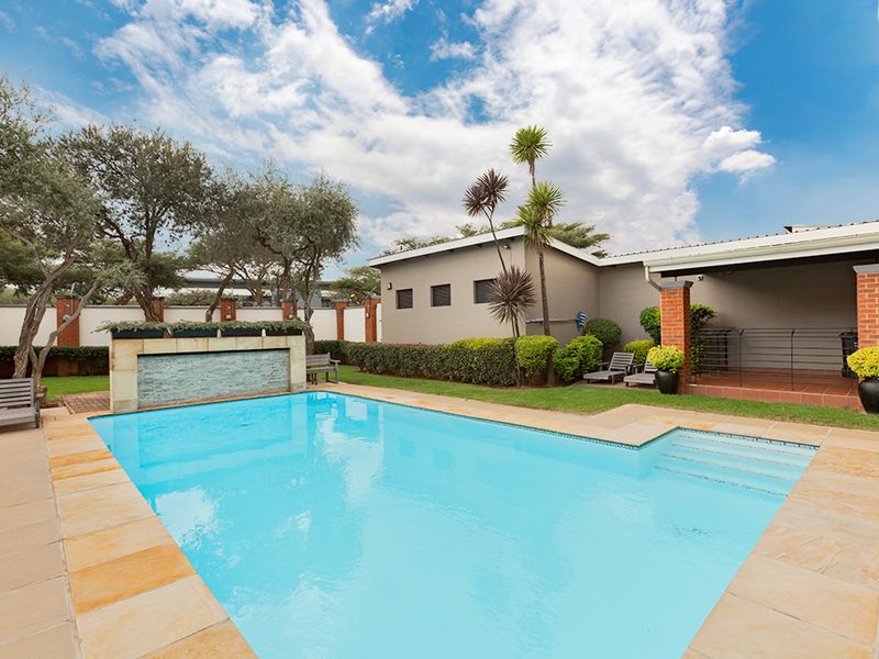 Apartment For Sale In Edenvale - Photo 2