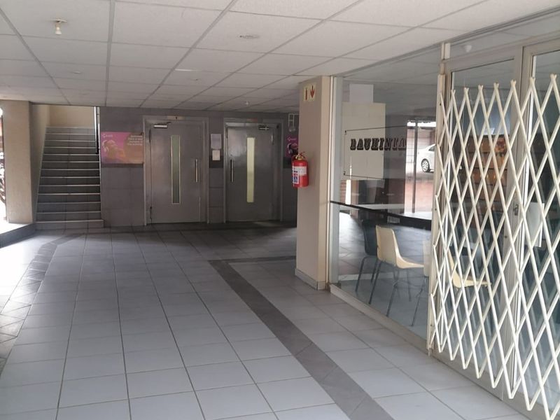 Apartment For Sale In Pretoria - Photo 1