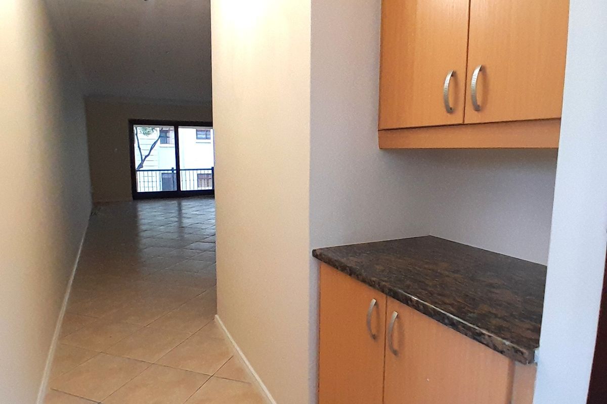 Apartment For Sale In Sandton - Photo 4