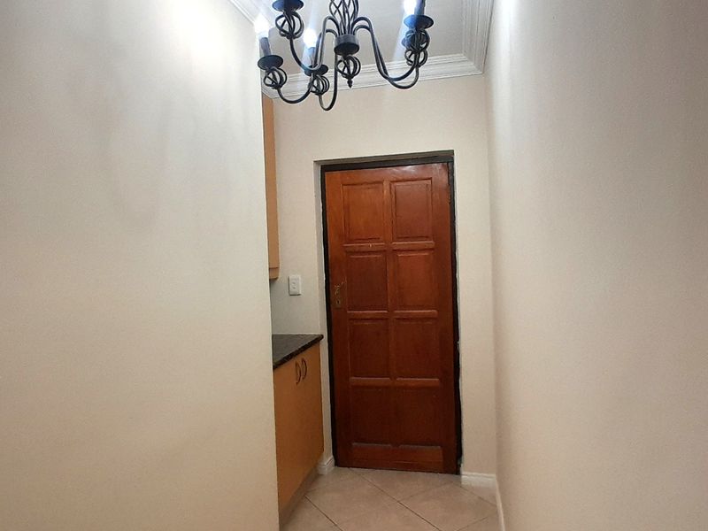 Apartment For Sale In Sandton - Photo 3