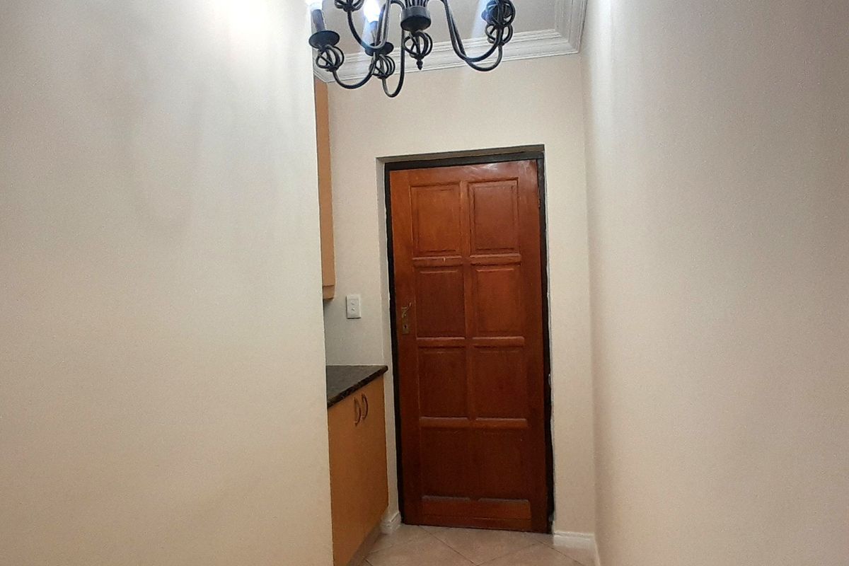 Apartment For Sale In Sandton - Photo 3
