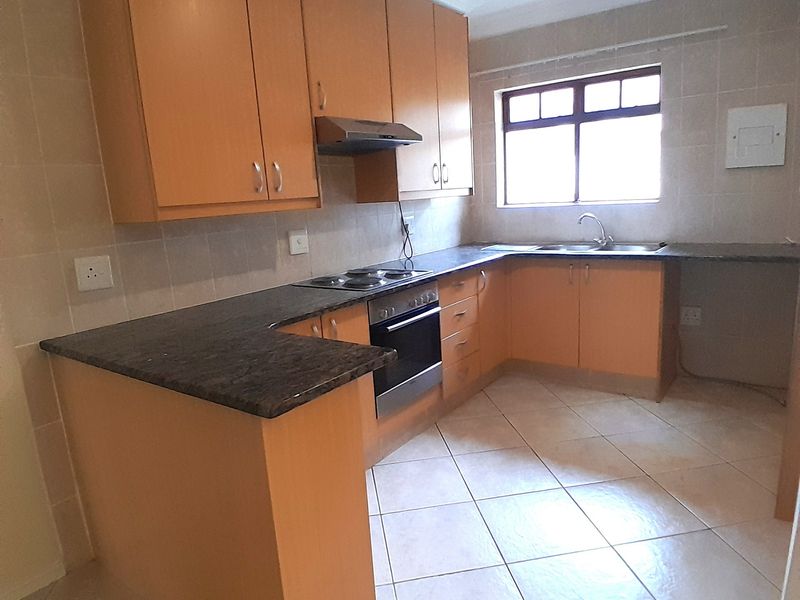 Apartment For Sale In Sandton - Photo 1