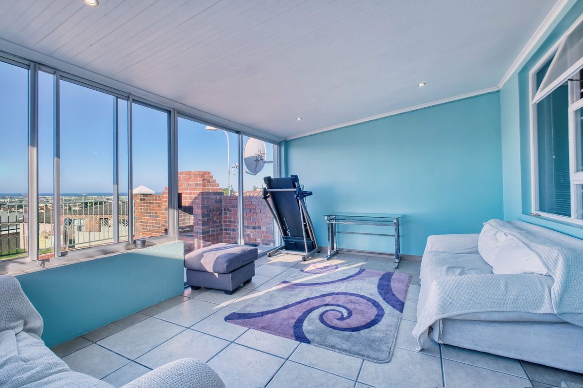House Pending Sale In Port Elizabeth - Photo 4