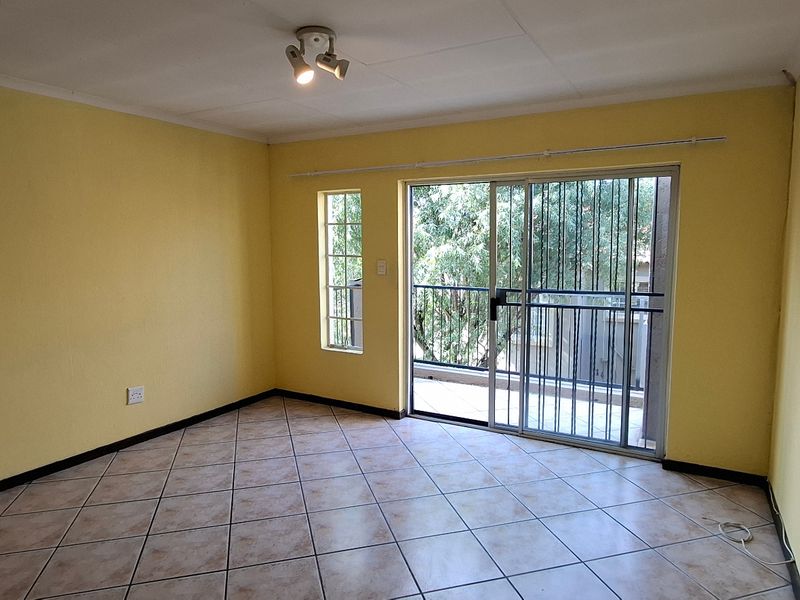 Apartment Rental Monthly In Roodepoort - Photo 5