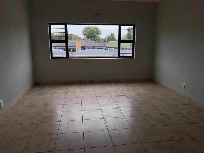 Apartment For Sale In Boksburg - Photo 10