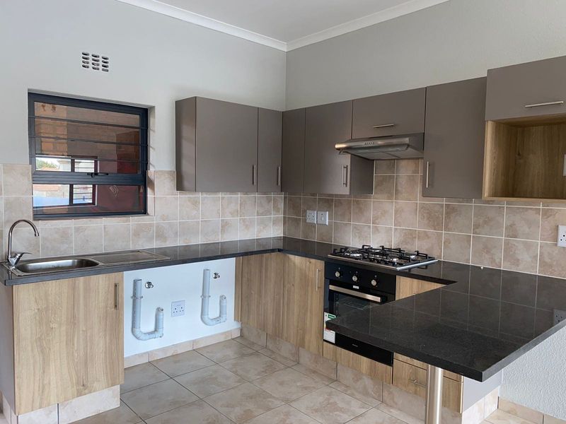 Apartment For Sale In Boksburg - Photo 8
