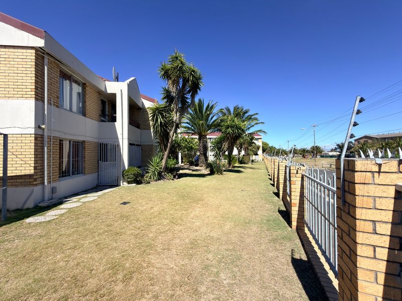 Apartment Rental Monthly In Parow - Photo 4