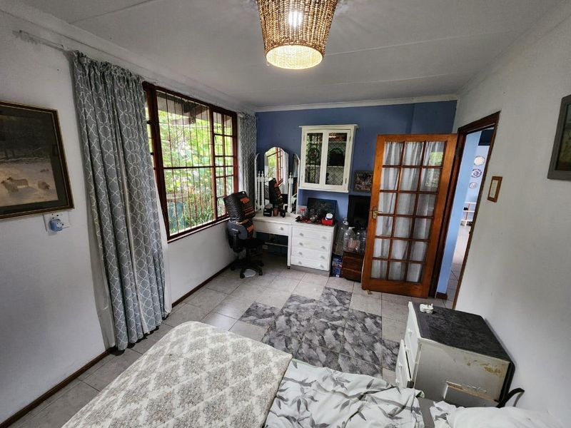 House For Sale In Margate - Photo 8