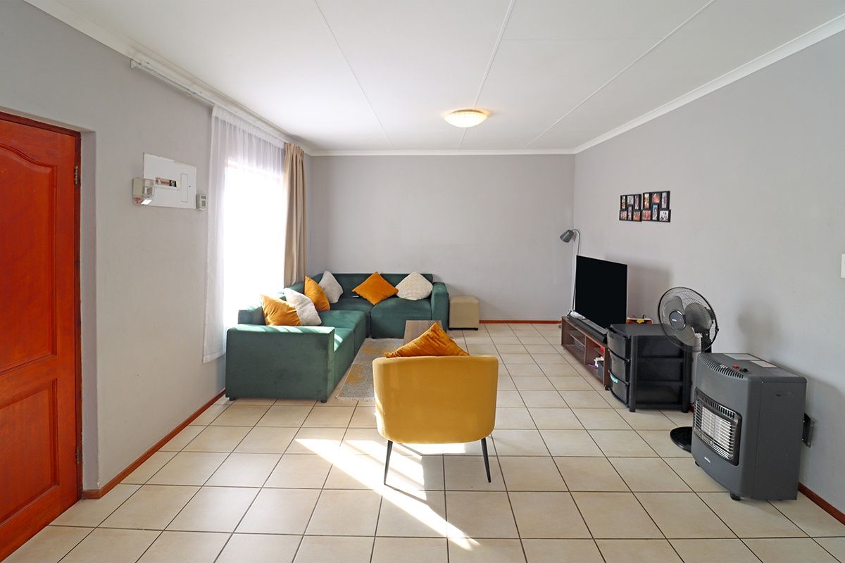 Cluster Rental Monthly In Midrand - Photo 2
