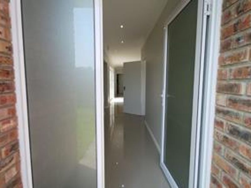 House For Sale In Port Elizabeth - Photo 2