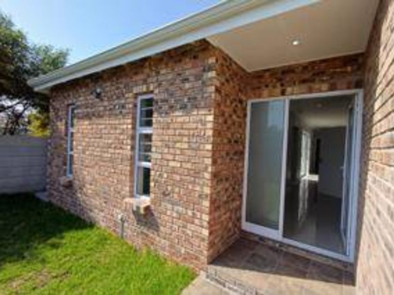 House For Sale In Port Elizabeth - Photo 1