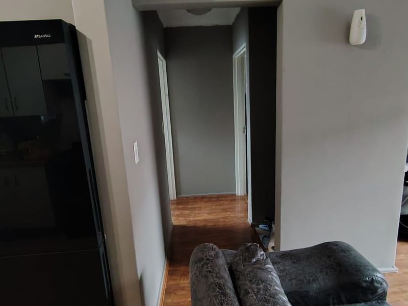 Apartment For Sale In Kempton Park - Photo 9