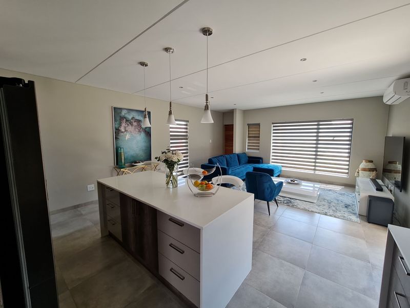 Townhouse For Sale In Bloemfontein - Photo 9