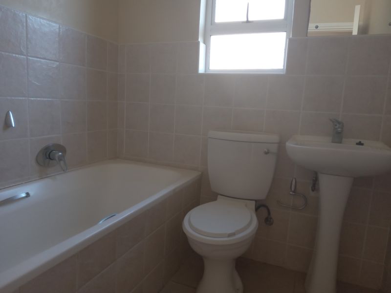 Apartment Rental Monthly In Margate - Photo 9