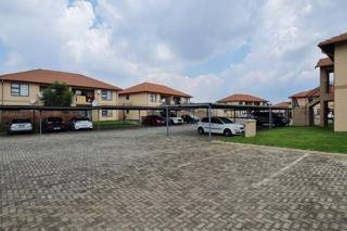 Apartment For Sale In Boksburg - Photo 4