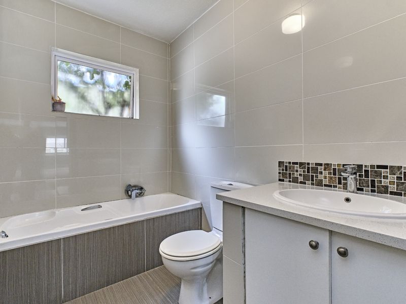 Apartment Rental Monthly In Sandton - Photo 6