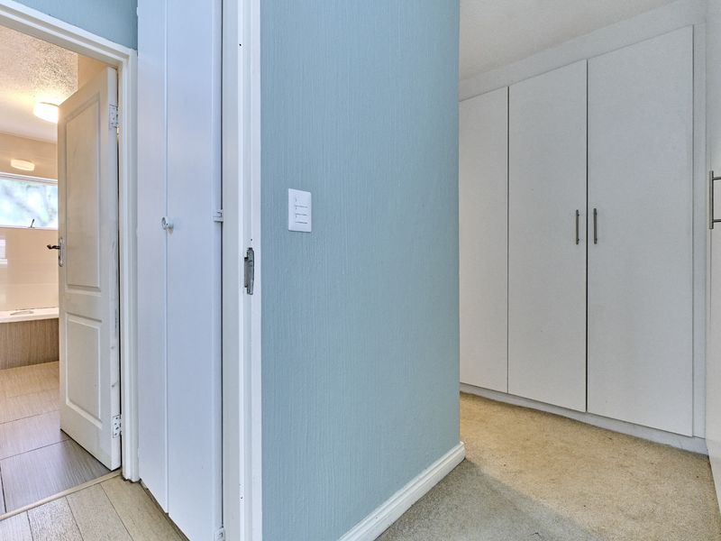 Apartment Rental Monthly In Sandton - Photo 3