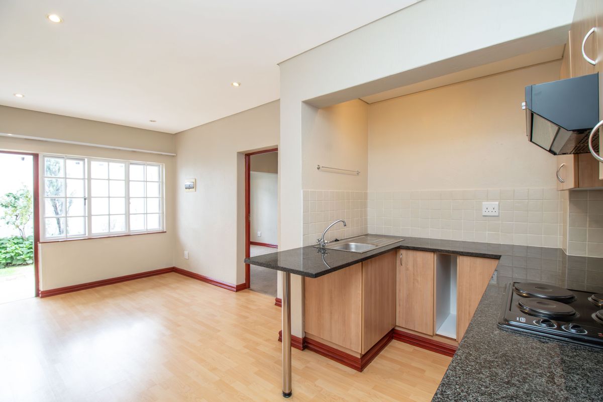 Apartment Rental Monthly In Sandton - Photo 3