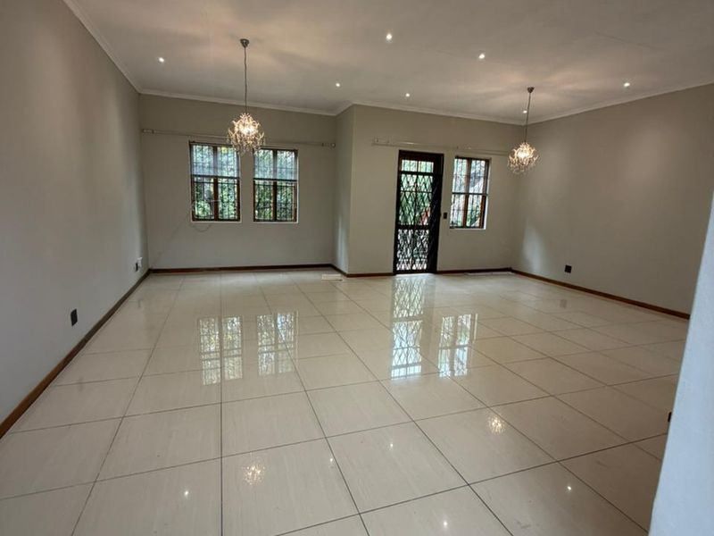 Townhouse Rental Monthly In Johannesburg - Photo 6