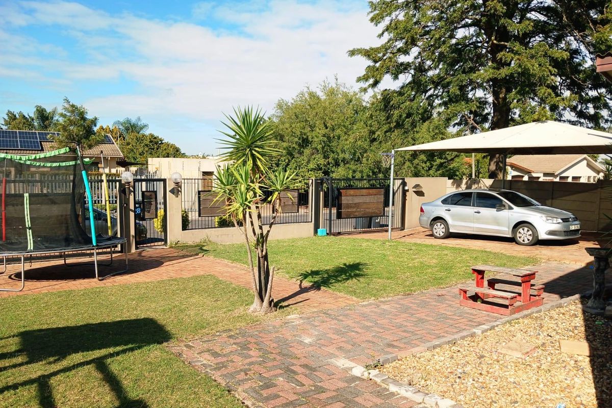 House Rental Monthly In Brackenfell - Photo 3
