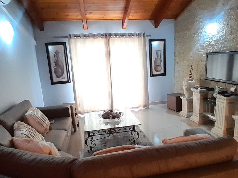 Apartment For Sale In Sandton - Photo 4