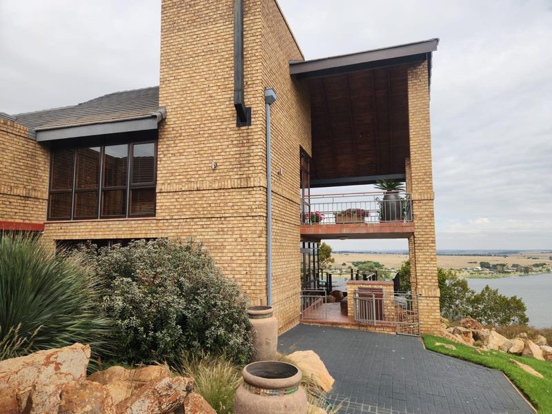 House For Sale In Bronkhorstspruit - Photo 1