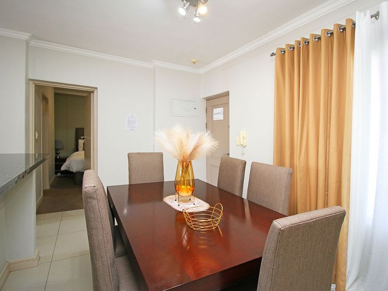 Apartment For Sale In Sandton - Photo 4
