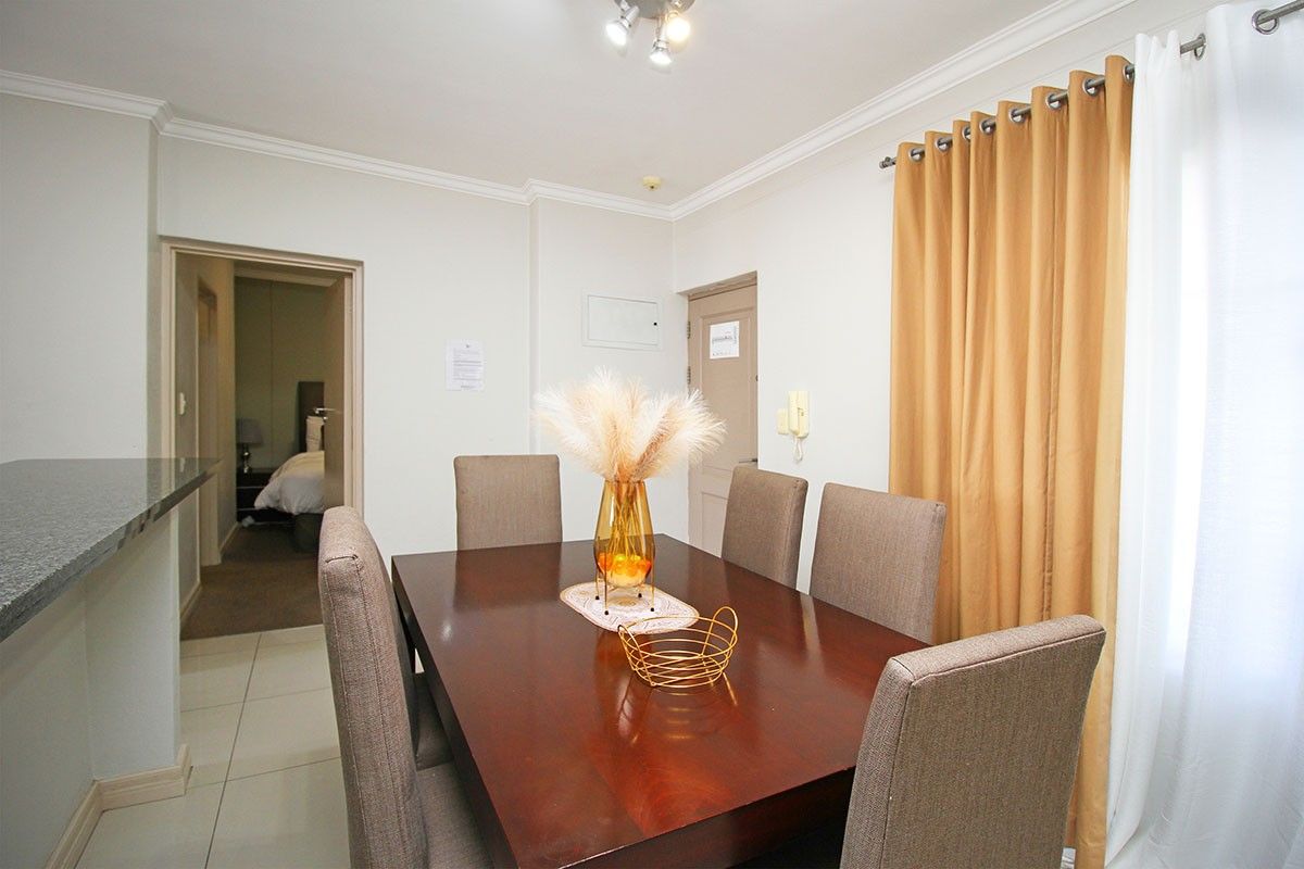 Apartment For Sale In Sandton - Photo 4