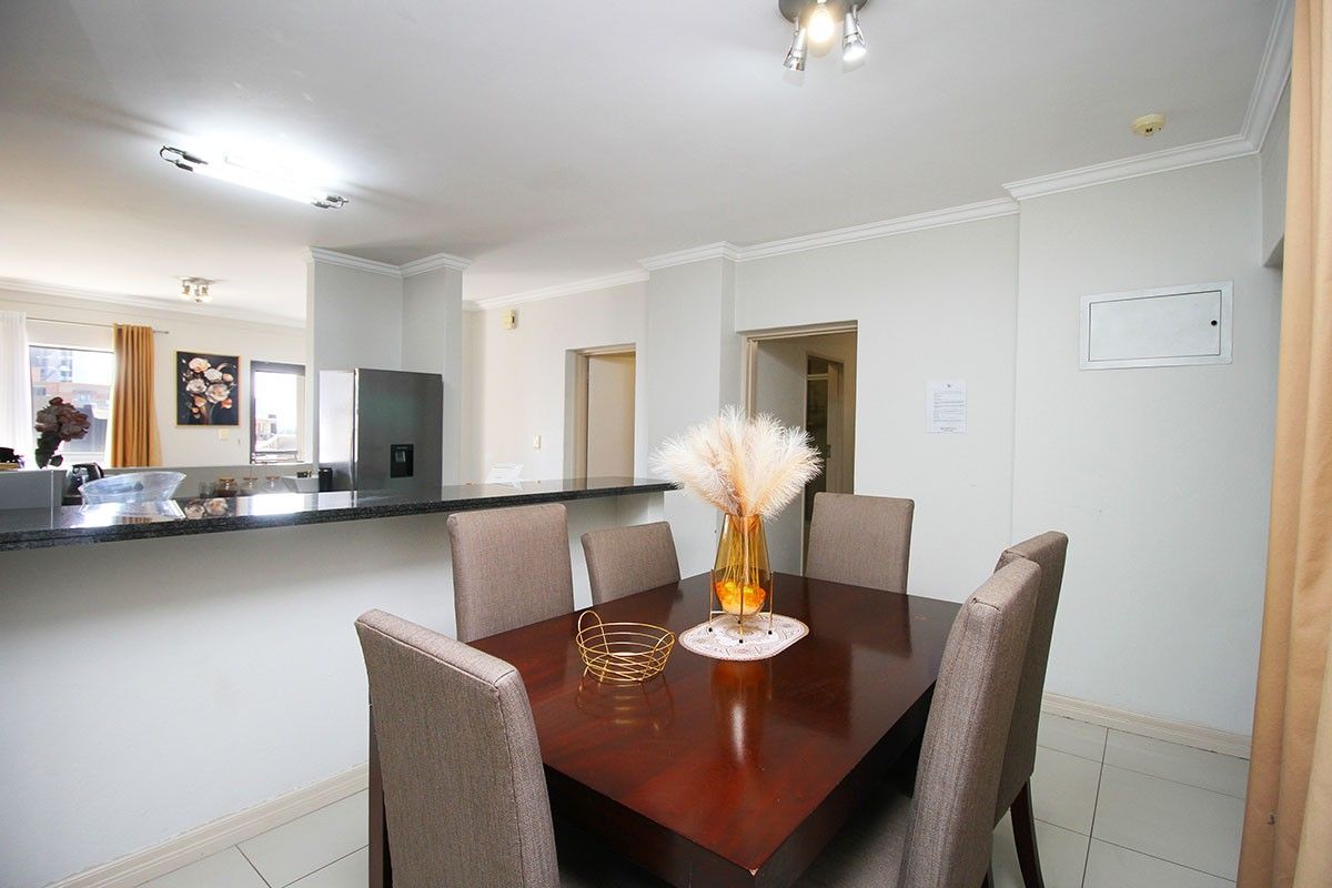 Apartment For Sale In Sandton - Photo 3